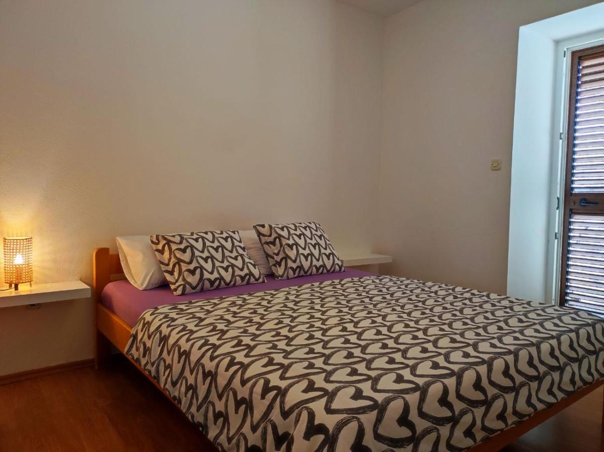 Apartment Rose Krk Town Exterior photo