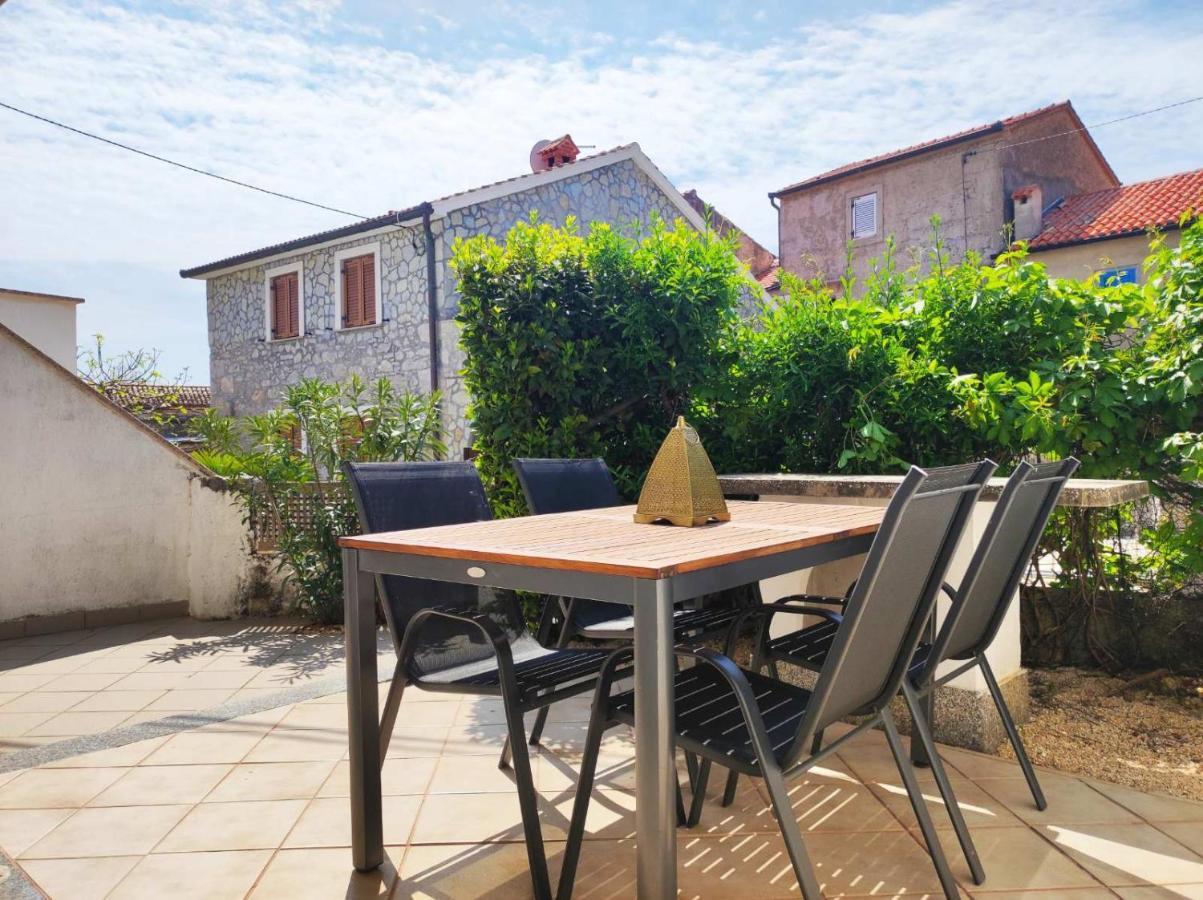 Apartment Rose Krk Town Exterior photo